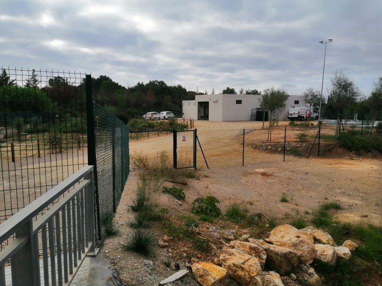 Sitges regenera aigua per reutilitzar-la en el reg urbà i la neteja dels carrers. Ajuntament de Sitges
