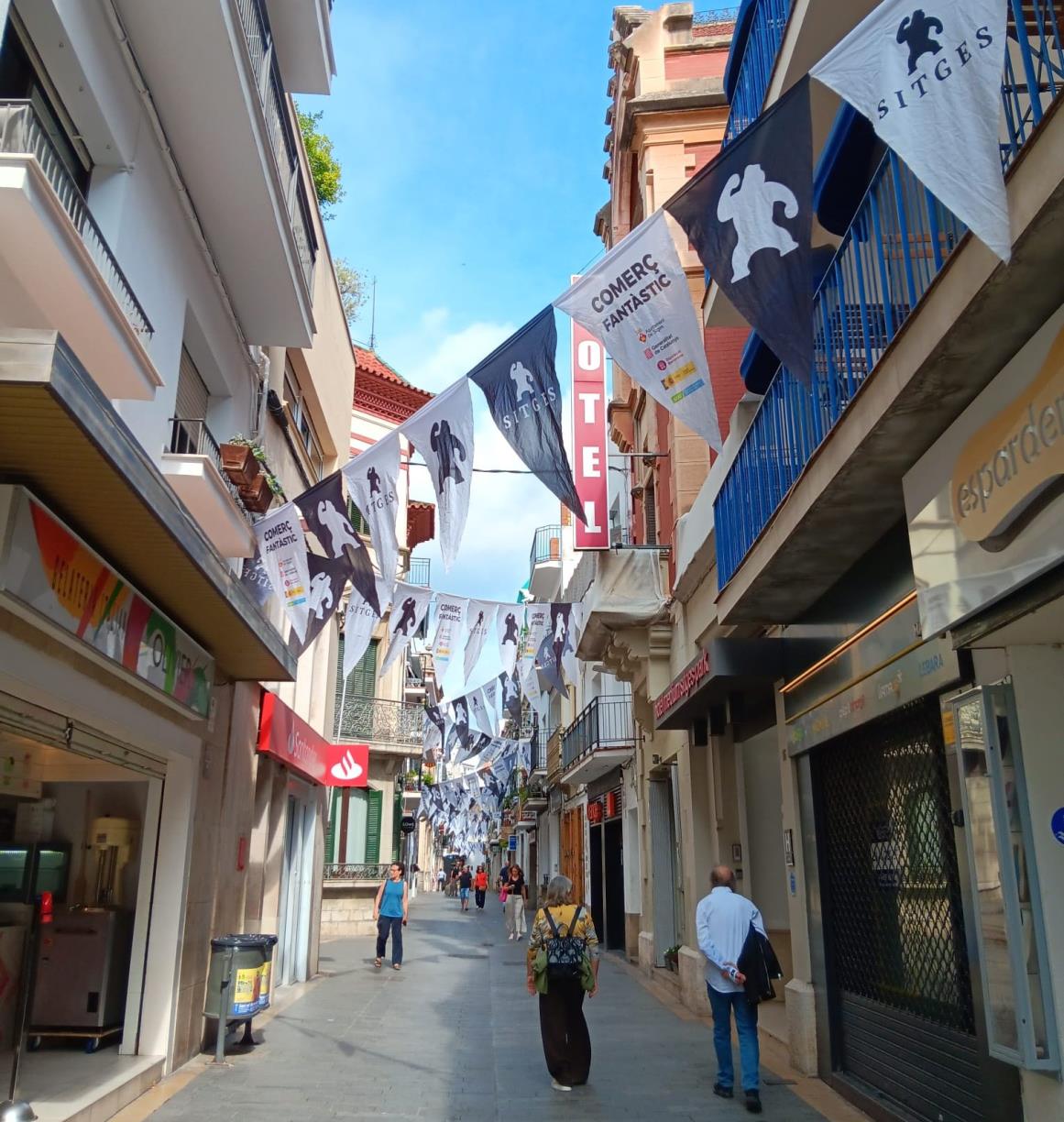 Sitges vincula el comerç local amb el Festival de Cinema Fantàstic amb la campanya ‘Comerç Fantàstic’. Ajuntament de Sitges