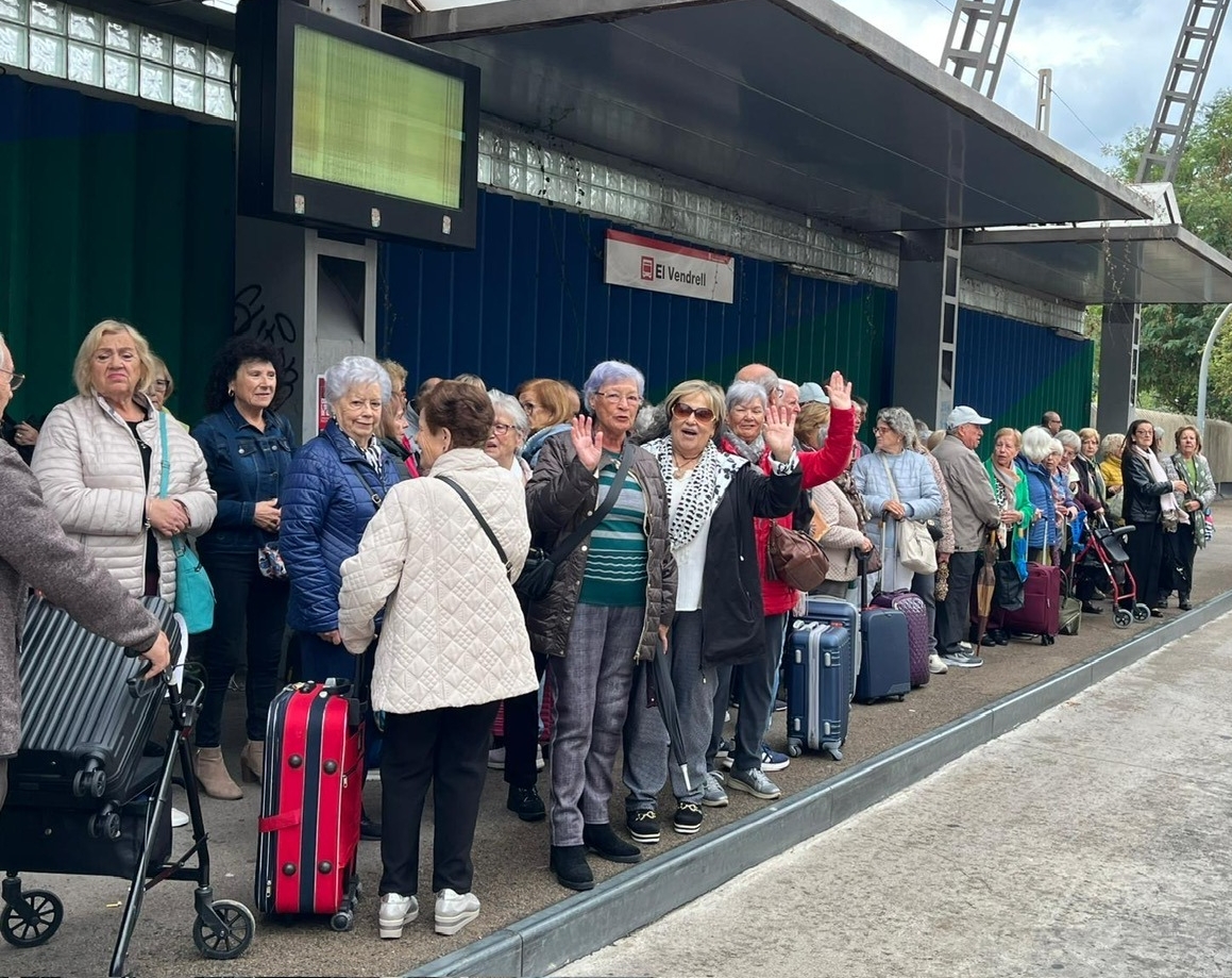 Tornen les vacances gratuïtes per a la gent gran del Vendrell. Ajuntament del Vendrell