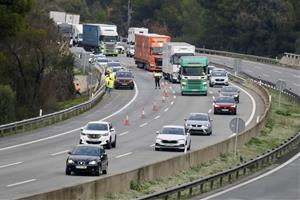 Trànsit restringirà la circulació a l’AP-7 a Martorell en sentit sud a partir d’aquest dimecres. ACN