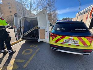 Tres detinguts per robar cable de coure de telefonia a Gelida. Mossos d'Esquadra