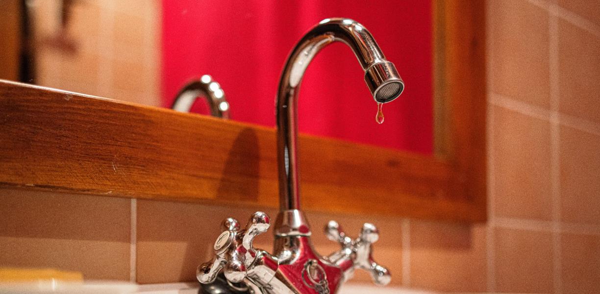 Una aixeta d'aigua. Andrea Salazar