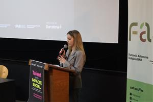 Una estudiant de Vilanova i la Geltrú, premiada per un estudi sobre les dones corresponsals de guerra. UAB