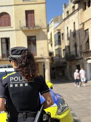 Una investigació de la Policia de Vilafranca permet detenir a Badalona un home amb diverses ordres de detenció. Ajuntament de Vilafranca