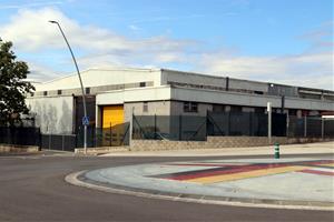 Veïns d'Igualada denuncien que fa quatre anys que pateixen pudors d'una empresa de reciclatge