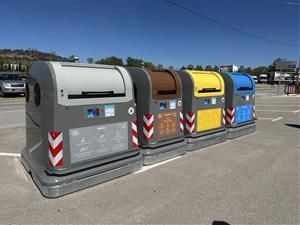 Vilafranca avança cap a un nou model de residus amb visites a comerços i desplegament progressiu per barris. Ajuntament de Vilafranca