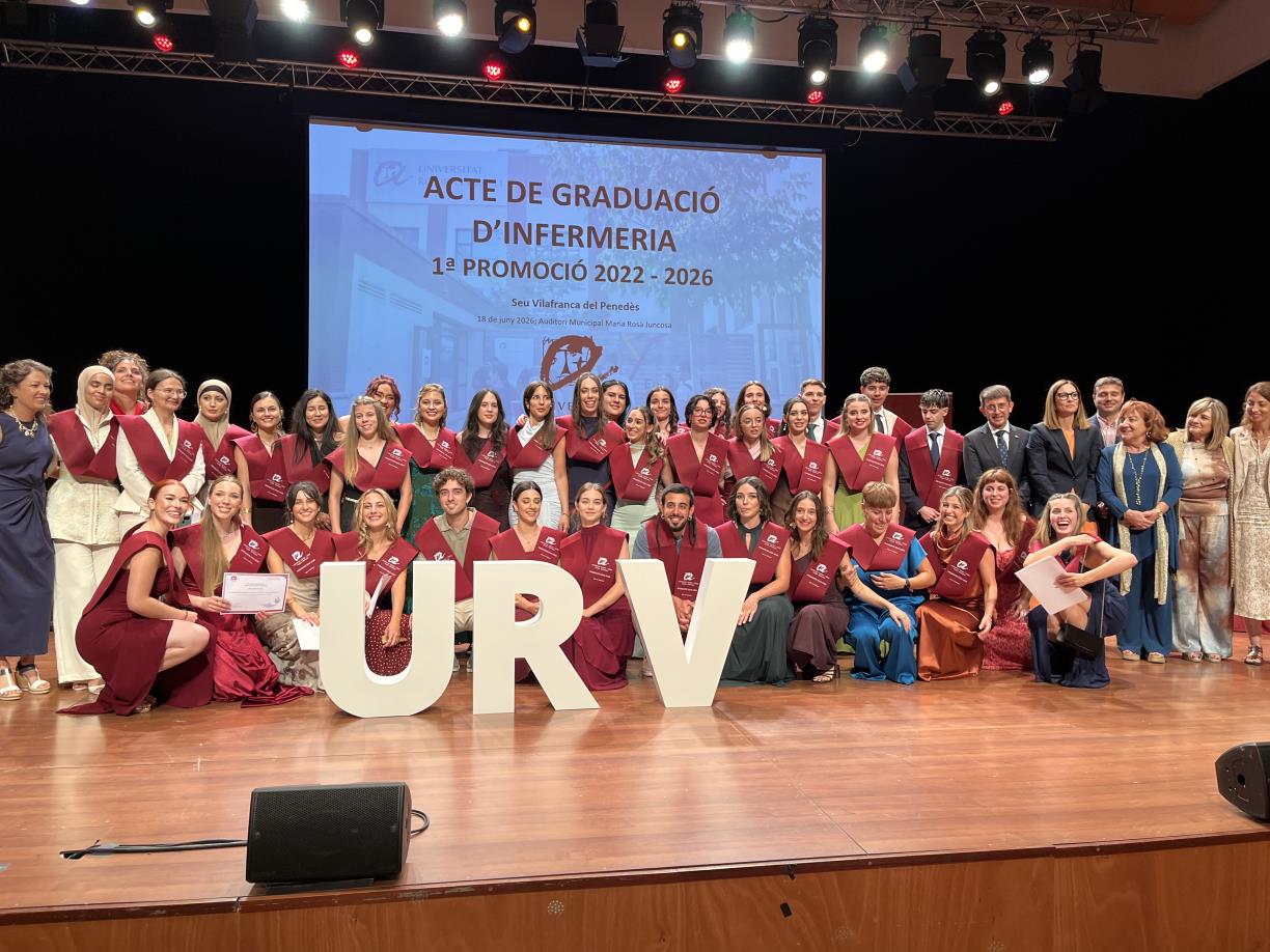 Vilafranca celebra la graduació de la primera promoció d’Infermeria de la URV formada a la ciutat. Ajuntament de Vilafranca