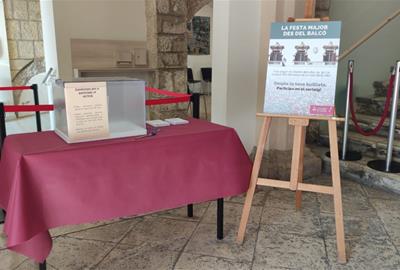Vilafranca del Penedès convoca el sorteig per viure la Festa Major des del balcó de la Casa de la Vila. Ajuntament de Vilafranca