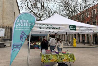 Vilafranca impulsa la campanya “Adeu plàstics” als mercats municipals. Ajuntament de Vilafranca