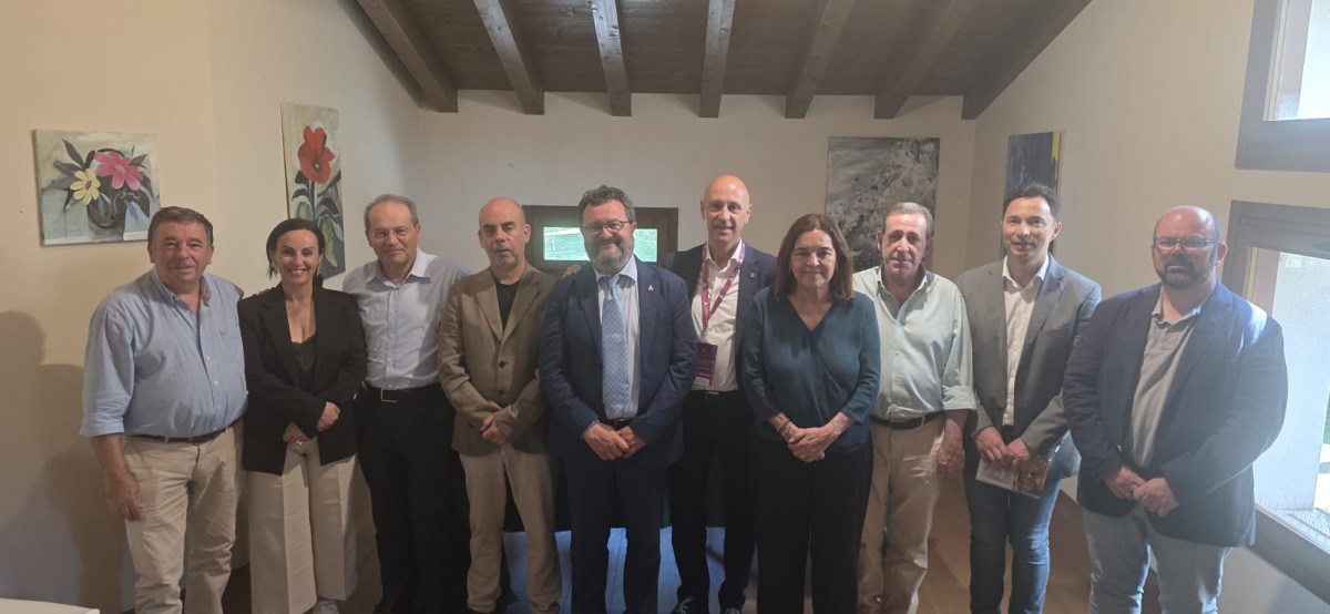 Vilafranca reforça el seu paper a Europa amb la participació en el Consell d’Administració de RECEVIN. Ajuntament de Vilafranca