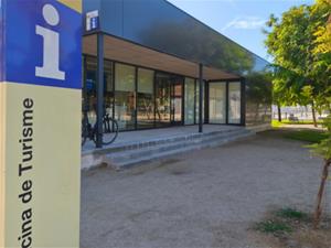 Vilanova estrena el nou Centre d’Atenció Turística i les millores al parc de Ribes Roges. Ajuntament de Vilanova