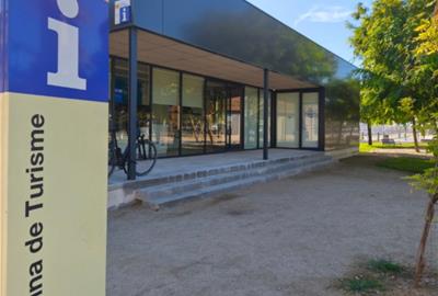 Vilanova estrena el nou Centre d’Atenció Turística i les millores al parc de Ribes Roges. Ajuntament de Vilanova