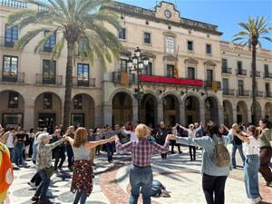 Vilanova i la Geltrú amplia Sant Jordi amb més parades, espais i activitats a tota la ciutat. Ajuntament de Vilanova