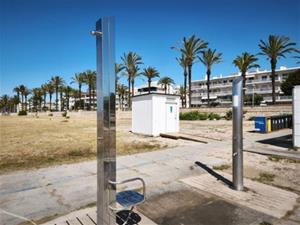 Vilanova i la Geltrú reforça la neteja de les platges amb un servei exclusiu i més recursos