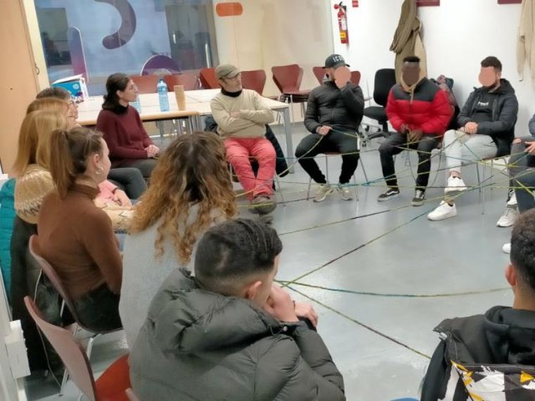 Vincles busca persones voluntàries per acompanyar joves migrats en la seva cinquena edició a Vilanova. Ajuntament de Vilanova