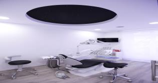 CENTRE DENTAL VILANOVA Especialista en implantes y estética