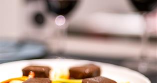 LA CAVA WINE BAR